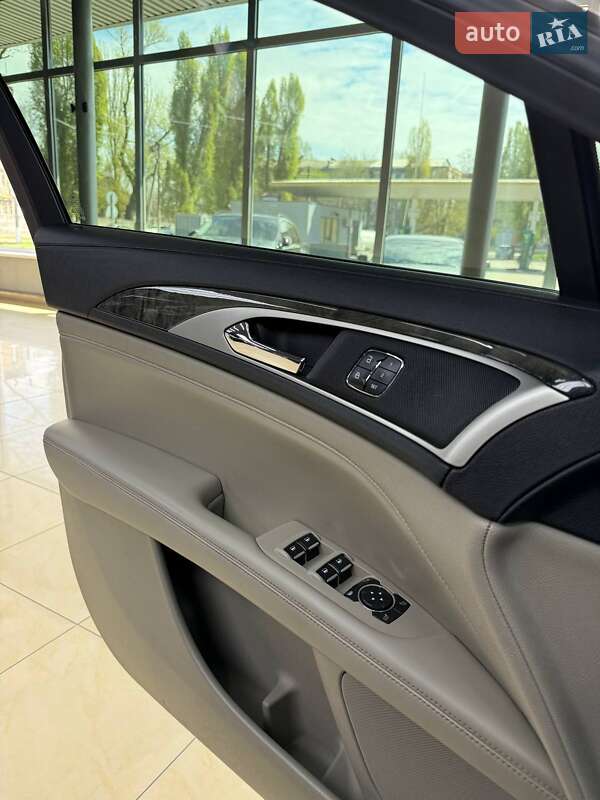 Седан Lincoln MKZ 2016 в Днепре