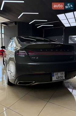 Седан Lincoln MKZ 2016 в 