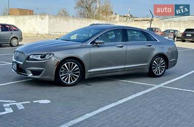 Седан Lincoln MKZ 2019 в 