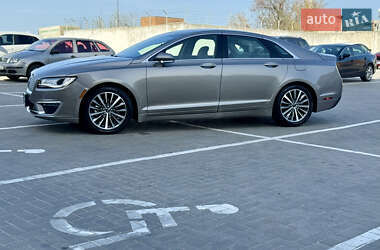 Седан Lincoln MKZ 2019 в 