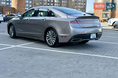 Седан Lincoln MKZ 2019 в 