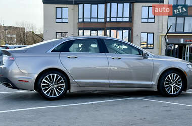Седан Lincoln MKZ 2019 в 