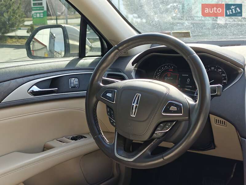 Седан Lincoln MKZ 2017 в Хмельницком