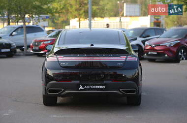 Седан Lincoln MKZ 2016 в 