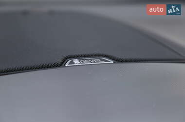 Седан Lincoln MKZ 2016 в 