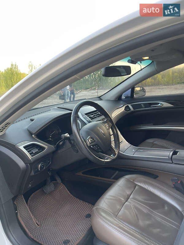 Седан Lincoln MKZ 2013 в Одессе