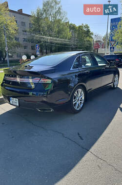 Седан Lincoln MKZ 2016 в 