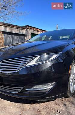 Седан Lincoln MKZ 2014 в 