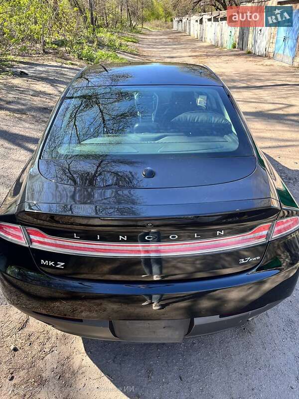 Седан Lincoln MKZ 2014 в Каменском