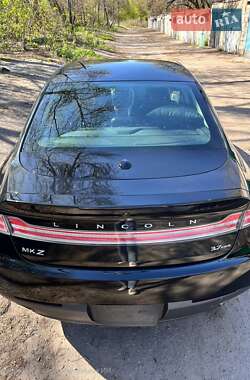 Седан Lincoln MKZ 2014 в 