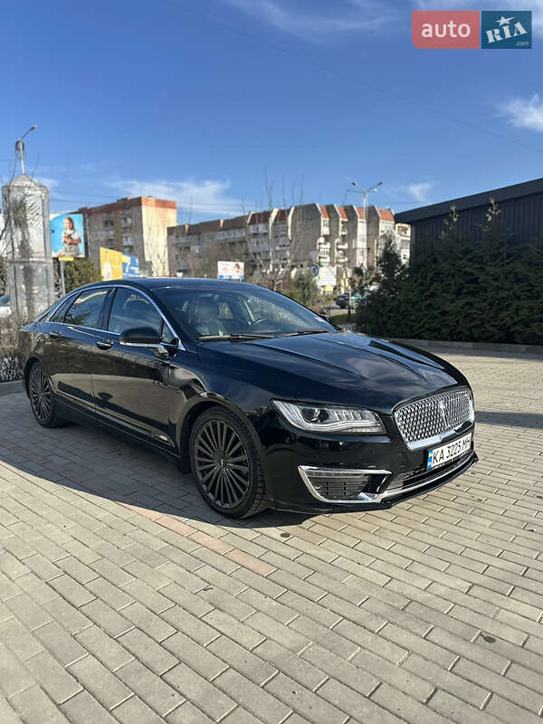 Седан Lincoln MKZ 2017 в Ужгороде