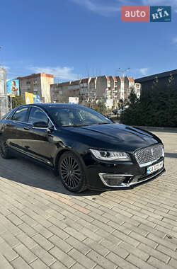 Седан Lincoln MKZ 2017 в 
