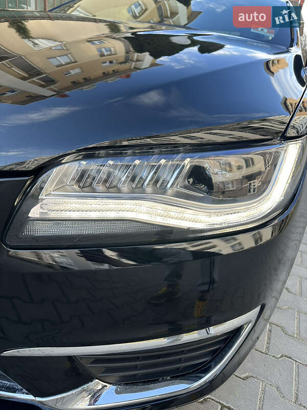 Седан Lincoln MKZ 2017 в Ужгороде
