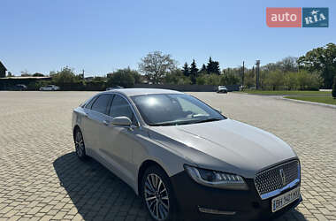 Седан Lincoln MKZ 2019 в 