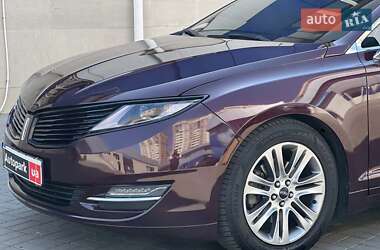 Седан Lincoln MKZ 2013 в 
