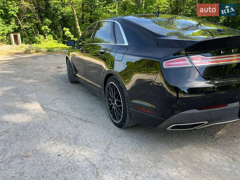 Седан Lincoln MKZ 2016 в Бережанах