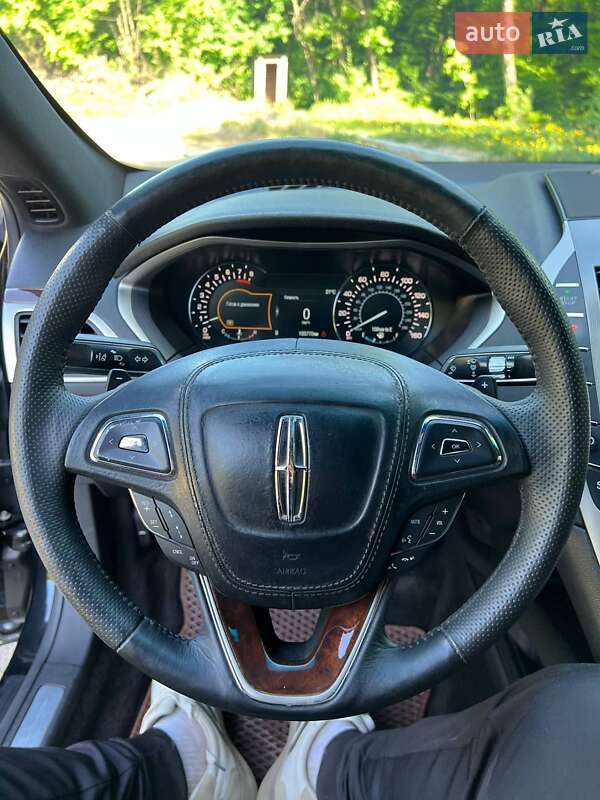 Седан Lincoln MKZ 2016 в Бережанах