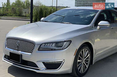 Седан Lincoln MKZ 2018 в 