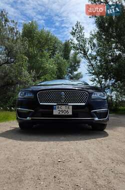 Седан Lincoln MKZ 2019 в 
