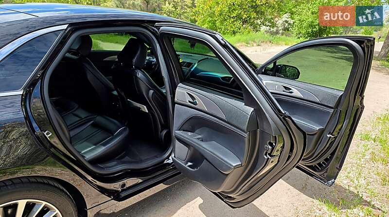 Седан Lincoln MKZ 2019 в Каменском