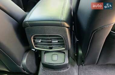 Седан Lincoln MKZ 2019 в Каменском