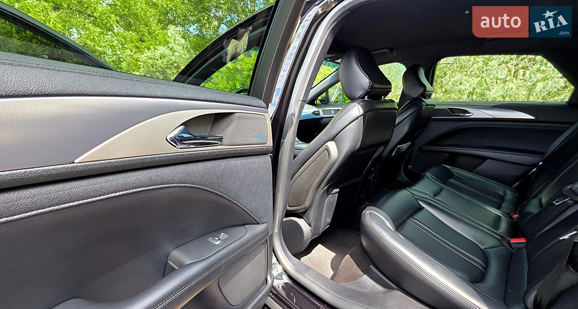 2019 Lincoln MKZ - мініатюра 22