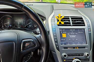 Седан Lincoln MKZ 2019 в Каменском