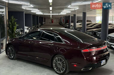 Седан Lincoln MKZ 2013 в 