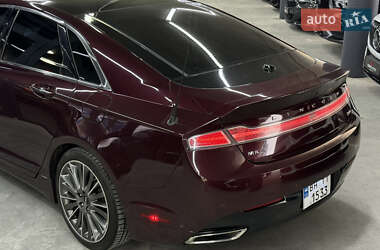 Седан Lincoln MKZ 2013 в 