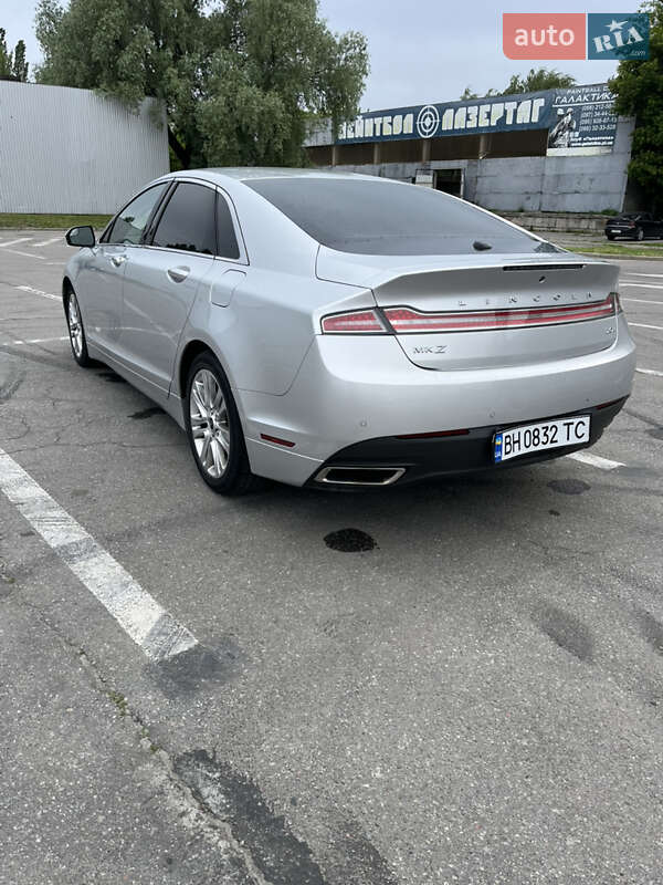 Седан Lincoln MKZ 2016 в Полтаві