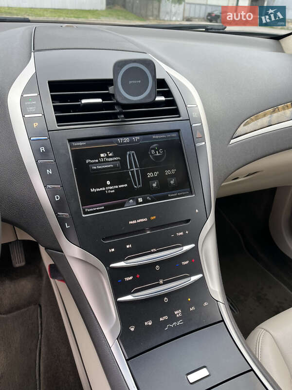 Седан Lincoln MKZ 2016 в Полтаві