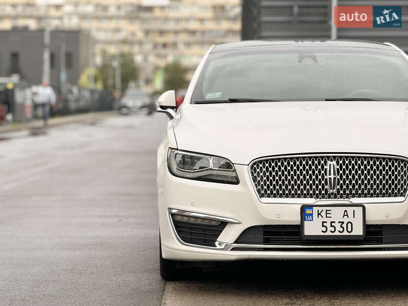 Седан Lincoln MKZ 2017 в Києві