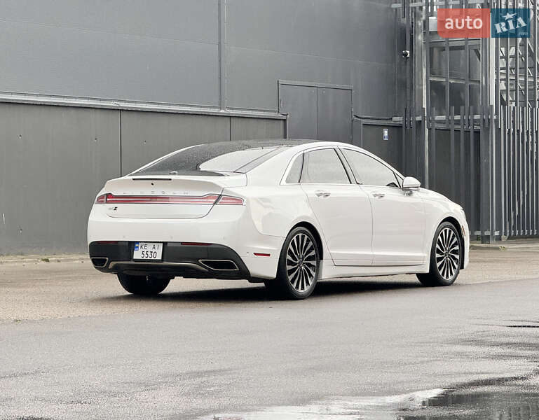 Седан Lincoln MKZ 2017 в Києві