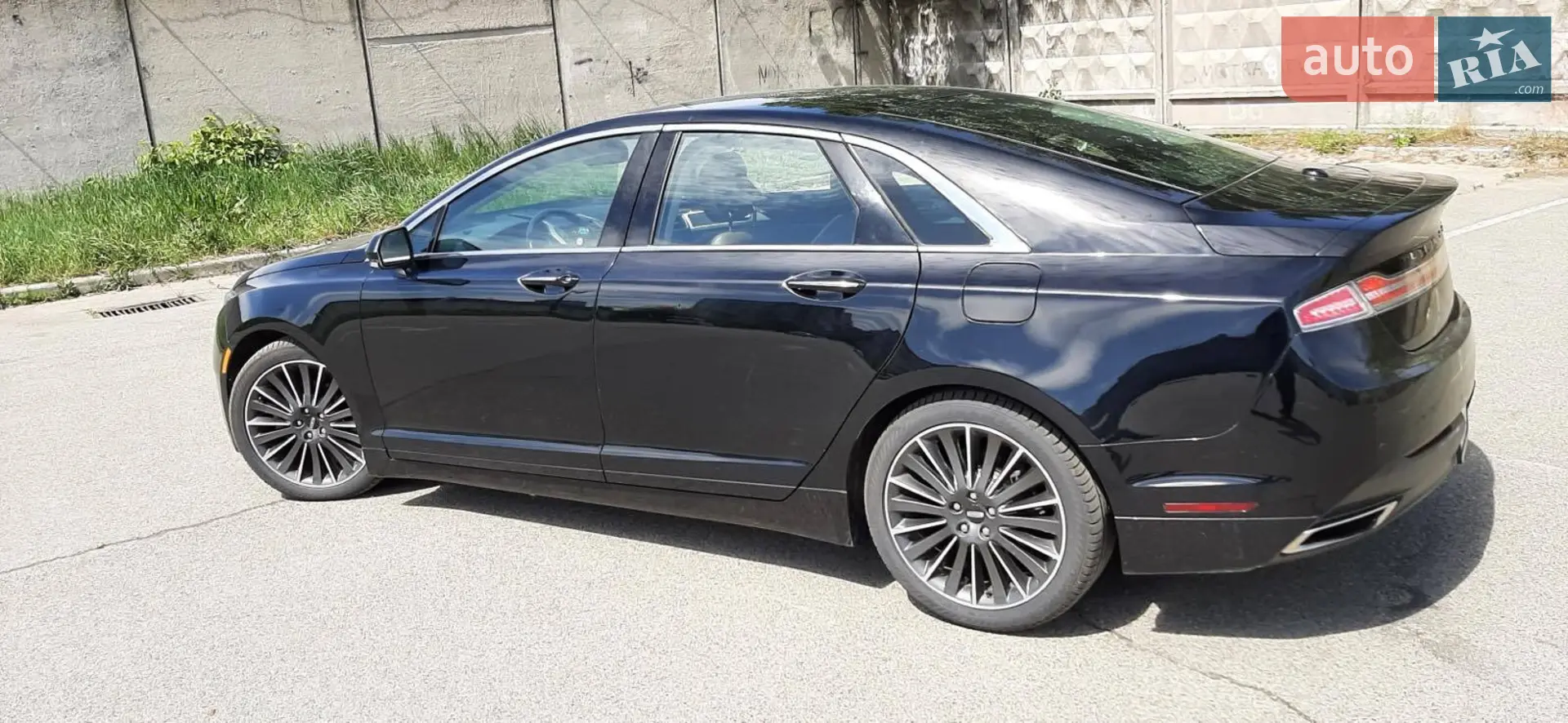 2015 Lincoln MKZ - мініатюра 3