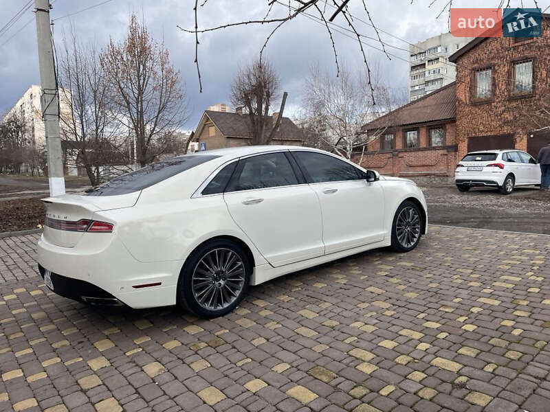 Седан Lincoln MKZ 2013 в Люботине