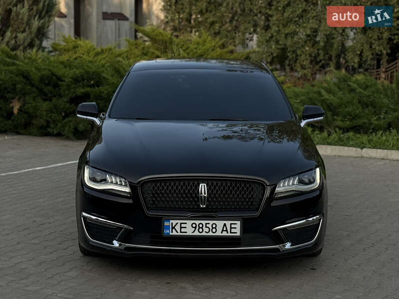 Седан Lincoln MKZ 2016 в Павлограді
