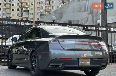 Седан Lincoln MKZ 2014 в 