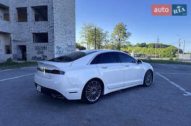 Седан Lincoln MKZ 2013 в 