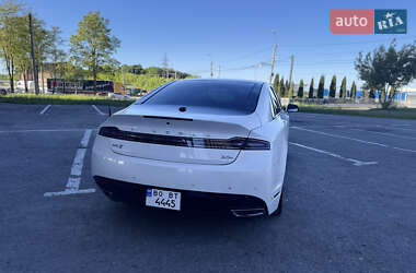 Седан Lincoln MKZ 2013 в 