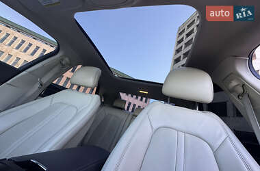 Седан Lincoln MKZ 2013 в 