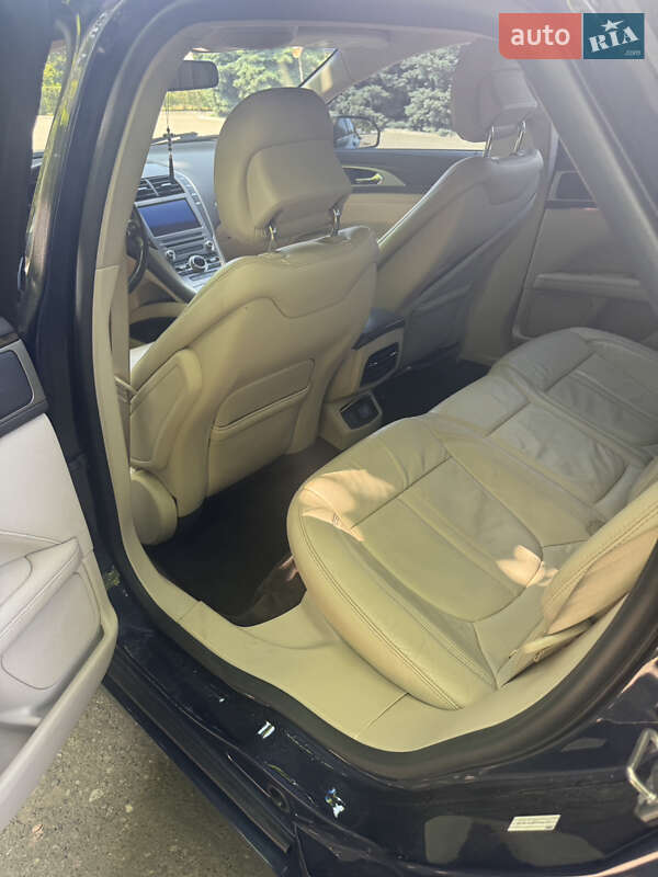 Седан Lincoln MKZ 2016 в Одесі