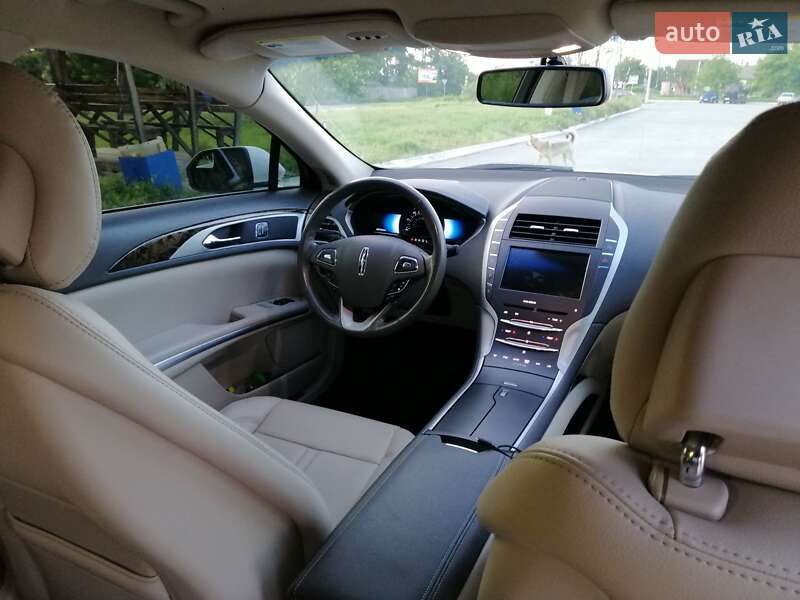 Седан Lincoln MKZ 2016 в Жмеринке