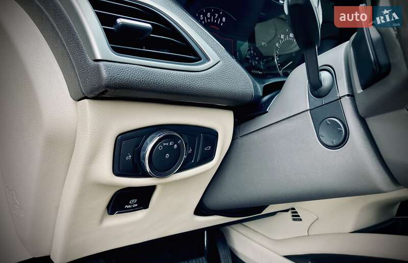 Седан Lincoln MKZ 2018 в Киеве
