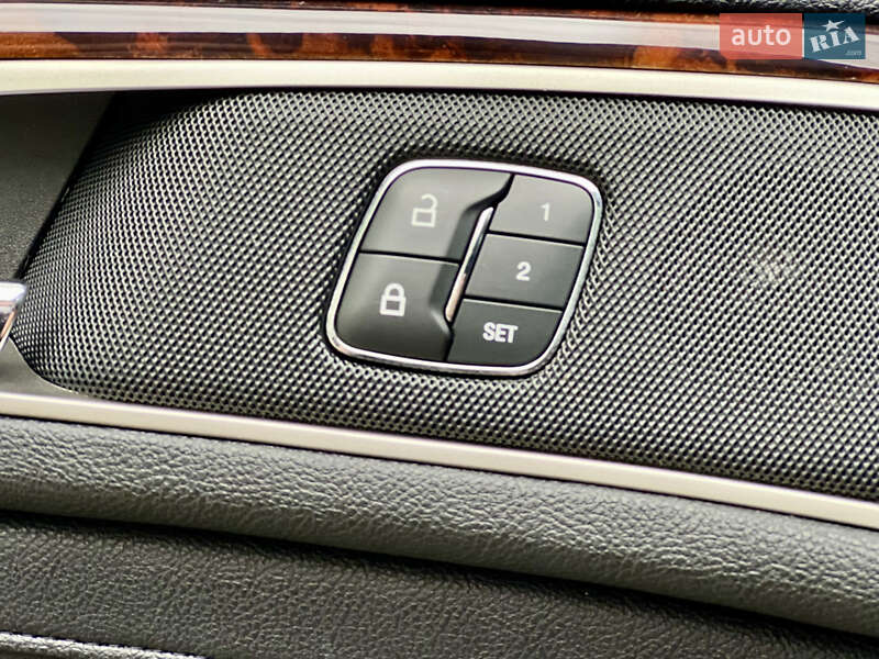 Седан Lincoln MKZ 2019 в Горішніх Плавнях