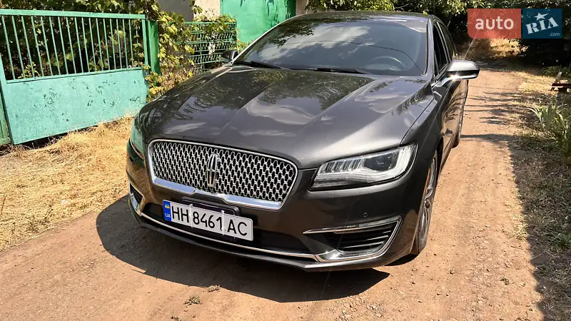 Lincoln MKZ 2018