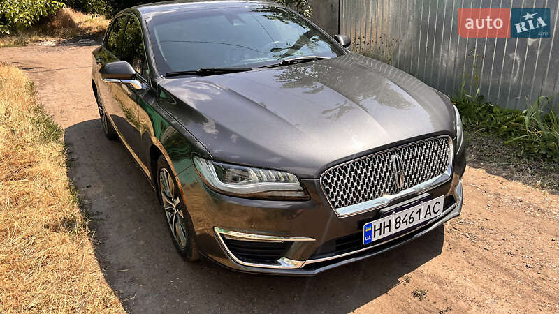 Седан Lincoln MKZ 2018 в Роздільній