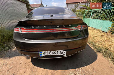 Седан Lincoln MKZ 2018 в 