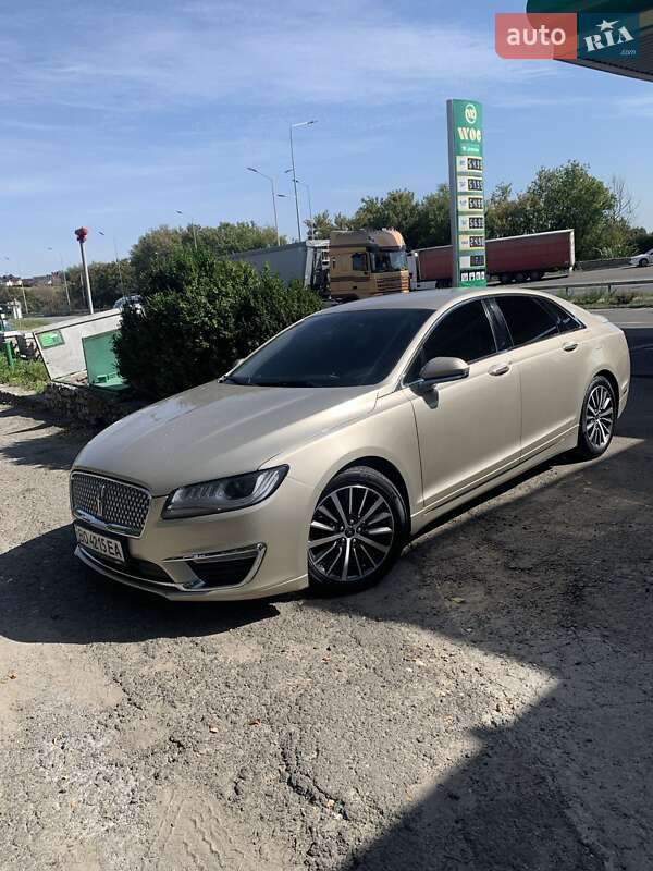 Седан Lincoln MKZ 2017 в 