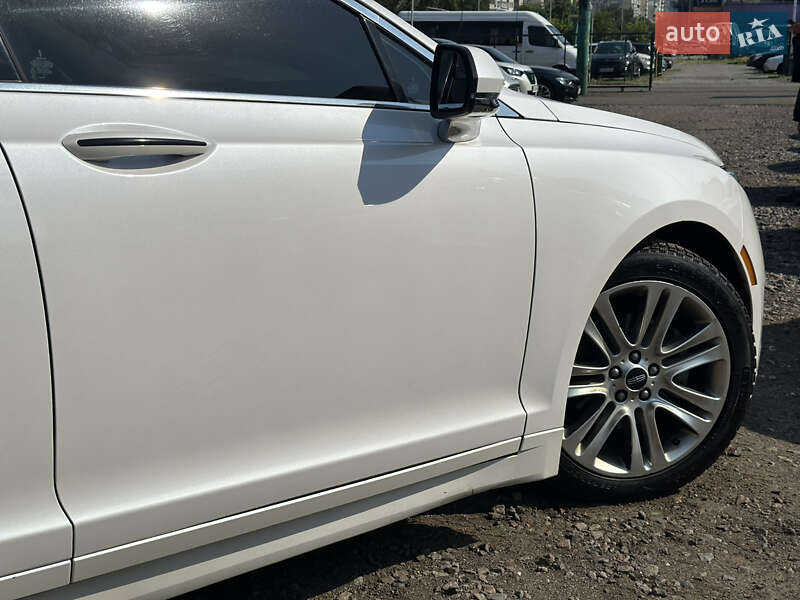 Седан Lincoln MKZ 2016 в Киеве