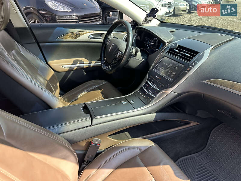Седан Lincoln MKZ 2016 в Киеве